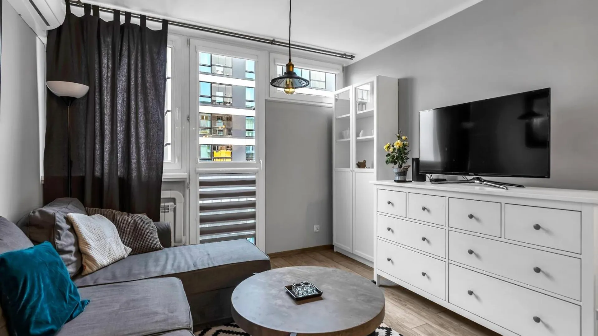 Grzybowska 13Th Floor Stylish Apartment Warsaw